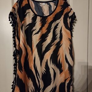 Women's Tiger Print Top
